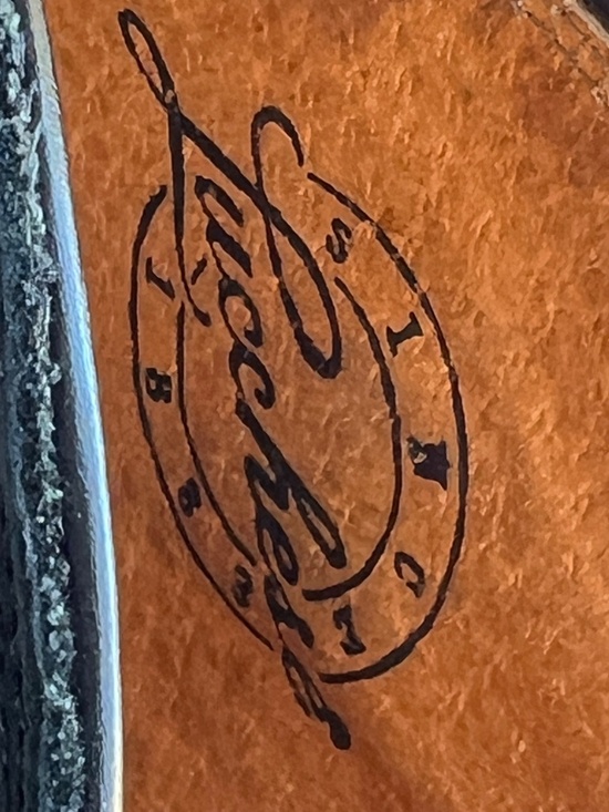 Lucchese Classics